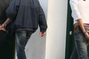 Ζωγράφου: Συνελήφθησαν δύο 16χρονοι για πορνογραφία ανηλίκων - Επεξεργάζονταν φωτογραφίες συμμαθητριών τους με τεχνητή νοημοσύνη