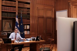 Κορονοϊός: Απίστευτο - Πάνω από 11.000 καταγγελίες στο 1520 για μη τήρηση των μέτρων προστασίας