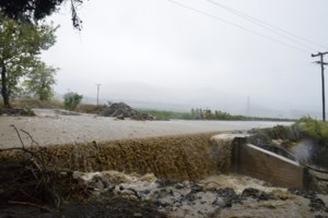 Κακοκαιρία Daniel: Κρανίου τόπος η Μαγνησία, χωρίς ρεύμα ο Βόλος, "μάχη" για λίγο νερό - Εικόνες απόλυτης καταστροφής