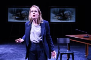 Black Friday: Γεμίζει κόσμο η Ερμού μετά τη νεροποντή - Είναι όλες οι προσφορές πραγματικές;  [βίντεο]