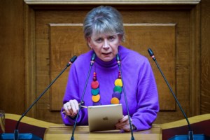 Ακρίτα σε Πολάκη: "Έχεις δίκιο βουνό, μην παίζεις το παιχνίδι τους... ο τρόπος σου είναι βούτυρο στο ψωμί" - εικόνα 3