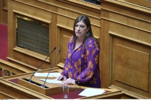 Γλέντι στο TikTok με τη Ζωή Κωνσταντοπούλου που πήγε σε εκδήλωση της Lamborghini: "Gucci, Ferrari και Βελουχιώτη Άρη"