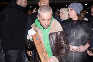 Επικό βίντεο: Ο Γιώργος Μαζωνάκης μεταμορφώθηκε σε... Αλίκη Βουγιουκλάκη