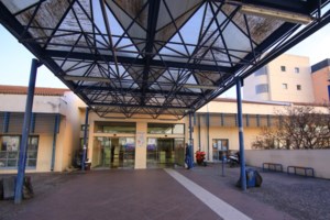 Λάρισα: Πάνω από το 3χρονο αγοράκι οι γιατροί - Παραμένει διασωληνωμένο στη ΜΕΘ - Ελεύθερος ο 22χρονος οδηγός - Τι δήλωσε - εικόνα 2