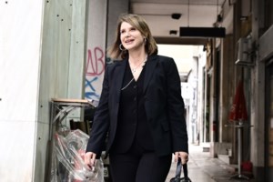 Κατερίνα Μπατζελή: "Ακραία απόφαση η αναστολή της κομματικής μου ιδιότητας"