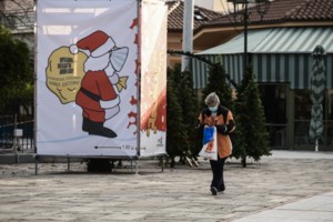 Οι ήρωες των νοσοκομείων λυγίζουν: Δύσκολο να αντικρίζεις τον ασθενή, την ημέρα των Χριστουγέννων μόνο του σε ένα δωμάτιο