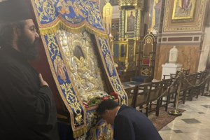 Το νέο σποτ του Άδωνι Γεωργιάδη με στιλ... Ρόκι Μπαλμπόα: Πήρε τα βουνά με γάντια του μποξ