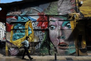 Θεμιστοκλέους: Αν χρειαστεί θα δοθούν επιπλέον κίνητρα για τον εμβολιασμό [Βίντεο]