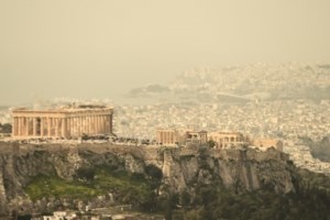 Μερομήνια 2025: Πώς θα είναι ο καιρός το Πάσχα και την Πρωτομαγιά