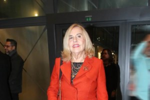 Λόλα Νταϊφά: Σημαία χώρας μπορείς να αλλάξεις, σημαία ομάδας, όχι - Ολυμπιακός για πάντα