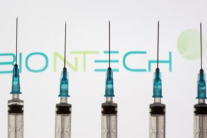 Εμβόλιο Pfizer: 12,5 εκατομμύρια δόσεις στην ΕΕ έως το τέλος του χρόνου