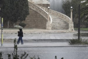 Πρόγνωση Τσατραφύλλια: Βροχές μετά τη Μεγάλη Πέμπτη - Τα δύο σενάρια για τον καιρό του Μ. Σαββάτου και του Πάσχα