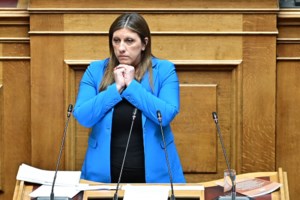 Καβγάς με "γαλλικά" στη Βουλή με Κωνσταντοπούλου και Φλώρο: "Με είπατε μ@λ@κι@@@νη;" [βίντεο]