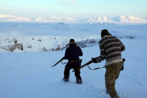 Ο Τραμπ απειλεί με δασμούς όσες χώρες δεν υποστηρίζουν τo σχέδιο του για τη Γροιλανδία - εικόνα 2