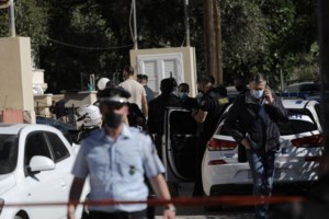 Στον Άρειο Πάγο ο Μιχάλης Χρυσοχοϊδης: Παρέδωσε υπόμνημα για το οργανωμένο έγκλημα