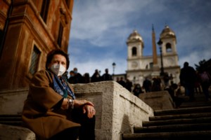 "Flurona": Καθησυχαστικός ο Ηλίας Μόσιαλος - "Δεν υπάρχει κανένας λόγος πανικού"