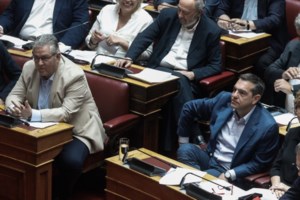 Βουλή - Χατζηδάκης: Το σύνολο της οικονομικής πολιτικής θα υπηρετεί τον στόχο της ανάπτυξης