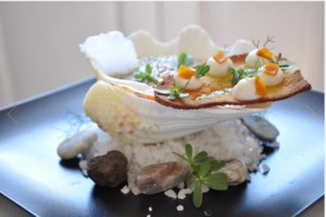 "Ερωτας" Guardian για τη θεσσαλονικιώτικη γαστρονομία : Μπουγάτσα, σμυρναίικα σουτζουκάκια, μπουγιουρντί, κρασί...