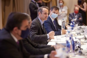 Το σχέδιο Μητσοτάκη για την αθηναϊκή ριβιέρα: Ποδηλατόδρομος από τον Πειραιά έως το Σούνιο - εικόνα 4