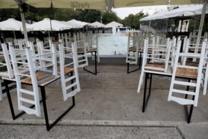 Πρόεδρος ΕΟΔΥ: Η μετάλλαξη Όμικρον μπορεί να είναι η "αρχή του τέλους" - Μην πανικοβαλλόμαστε με τα κρούσματα - εικόνα 2