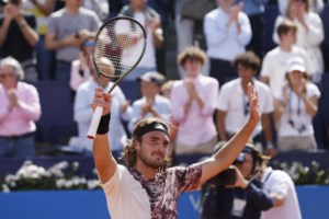 Στέφανος Τσιτσιπάς: Εξαλλος για άλλη μια φορά με τον πατέρα του - "Μη μιλάς πριν τελειώσει ο πόντος" [βίντεο]