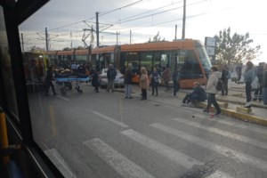 Π. Φάληρο: Η τραγική ιστορία του ζευγαριού ξενοδόχων - "Η μητέρα μου πέθανε ακαριαία, o πατέρας μου χαροπαλεύει" ξεσπά ο γιος τους