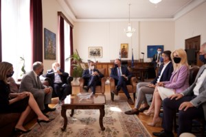 Μητσοτάκης από Θεσσαλονίκη: "Σημαντική ανάπτυξη το 2022 - Τα μηνύματα είναι ενθαρρυντικά" - εικόνα 2