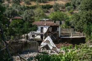 Πλημμύρες από την κακοκαιρία Daniel: 2.529 διασώσεις έχει κάνει η Πυροσβεστική - 6.882 κλήσεις έλαβε το Κέντρο Επιχειρήσεων