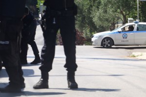 Σάλος στο διαδίκτυο: Περίεργο βίντεο με Αλβανούς να δίνουν παραγγέλματα σε Έλληνες στρατιώτες - Έρευνα από το ΓΕΣ για την αυθεντικότητά του