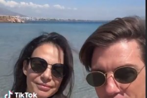 Εύη Βατίδου: Χαίρεται την σχέση της με τον Ηλία Κωνσταντίνου και απολαμβάνει τα... φλας των φωτογράφων - εικόνα 5