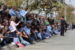 Σεισμός στην Κρήτη: Ανατριχίλα - Ανοιξαν τάφοι από τα Ρίχτερ [εικόνες] - εικόνα 3