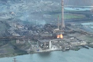 Ουκρανία: Ρωσική οβίδα χτύπησε αποθήκη με νιτρικό αμμώνιο στο Χάρκοβο - Πορτοκαλί νέφος στον ουρανό [Βίντεο]