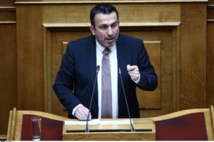 Αψιμαχία Μητσοτάκη - Ανδρουλάκη: "Πείτε στον κ. Δούκα να ανοίξει τα κλειστά ακίνητα" - "Γιατί δεν το έκανε ο Μπακογιάννης;"