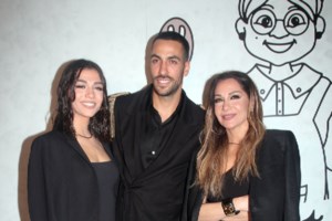 Δέσποινα Βανδή - Μελίνα Νικολαΐδη: Μαμά και κόρη γυμνάζονται μαζί σε... χριστουγεννιάτικους ρυθμούς [Βίντεο]