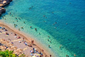 Σε ισχύ τα έκτακτα μέτρα της Τροχαίας για το τριήμερο του Αγίου Πνεύματος - Τι προβλέπεται