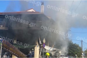 Έκρηξη σε συνεργείο στη Λάρισα: "Ξέσπασε φωτιά, κάηκαν τα μαλλιά τους" - Με εγκαύματα ο ιδιοκτήτης και ο γιος του