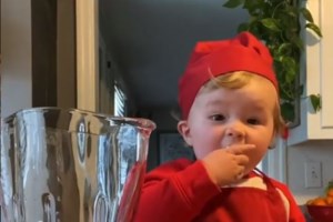 "Μπαμπά πώς το κάνω αυτό;" - Ενας άνδρας δίνει συμβουλές σε όσους μεγαλώνουν χωρίς τον πατέρα τους [βίντεο]