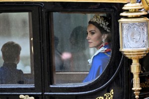 Ο ισχυρός πρίγκιπας Τζορτζ έγινε 10 ετών: Η ημέρα που έδωσε τη χαριστική βολή στον Χάρι και τη Μέγκαν - εικόνα 12