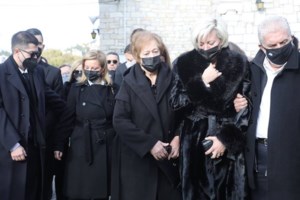 Γιώργος Τράγκας: Η ταραγμένη σχέση του με τους γιους του - Γιατί ο Φρέντι αποφάσισε να αποποιηθεί τη διαθήκη - εικόνα 3