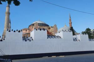 Στεφανής: Μας ενοχλεί η φιέστα Ερντογάν στην Αγιά Σοφιά - Δε συμφέρει την Τουρκία ένα θερμό επεισόδιο - εικόνα 2
