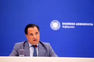 Παναγιωτόπουλος: Υπήρξε πίεση και από κυβερνητικά στελέχη να δοθεί η εικόνα ότι ξεμπερδέψαμε με τον κορονοϊό - εικόνα 2