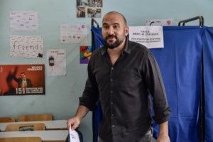 Ράνια Σβίγκου: "Θέλω να κριθώ αυστηρά" - Η νέα γραμματέας του ΣΥΡΙΖΑ μετά από πρόταση Τσίπρα