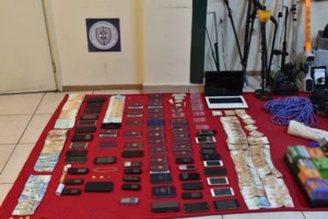 Συμμορία μπράβων του Πειραιά: Ο αδύναμος κρίκος και οι απειλές με ...οστεοφυλάκια και εμπρησμούς