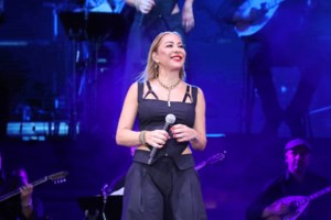 Άνοιξε το λιμάνι του Βόλου - Αποχώρησαν οι αγρότες με τα τρακτέρ μετά το τελεσίγραφο [βίντεο] - εικόνα 11