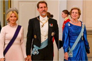 Royal dinner στη Δανία: Οι μικρές και μεγάλες royals, τα μονόχρωμα, οι παγιέτες και οι τιάρες - εικόνα 19