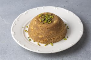 Ζουμερή νηστίσιμη πορτοκαλόπιτα - Μοσχοβολάει και φτιάχνεται στο πι και φι - εικόνα 2