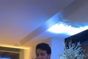 Γιώργος Μαρίνος: Η εμφάνιση στην τηλεόραση μετά από πολλά χρόνια - Πώς είναι σήμερα ο καλλιτέχνης [βίντεο] - εικόνα 2