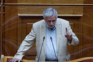 Καραμέρος για παραίτηση Τσίπρα: "Πράξη υπέρβασης" από τον ηγέτη του προοδευτικού χώρου