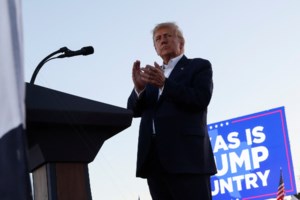 Πώς επηρεάζεται η προεκλογική εκστρατεία του Τραμπ μετά την ποινική δίωξη: Αρχή του τέλους ή νέα ώθηση; - εικόνα 5