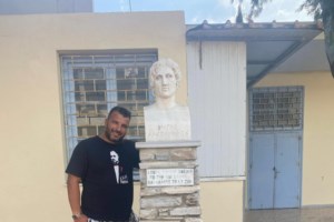 Απαγωγή επιχειρηματία Κυπαρίσση: "Σας ικετεύω", ραγίζει καρδιές η έκκληση της μάνας στους δράστες για να επικοινωνήσουν